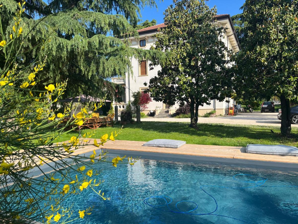 Il Bozzolo Eco Boutique Apartments ヴァレッジョ・スル・ミンチョ エクステリア 写真