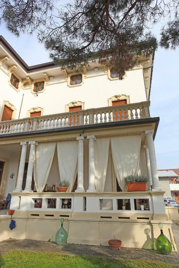 Il Bozzolo Eco Boutique Apartments ヴァレッジョ・スル・ミンチョ エクステリア 写真