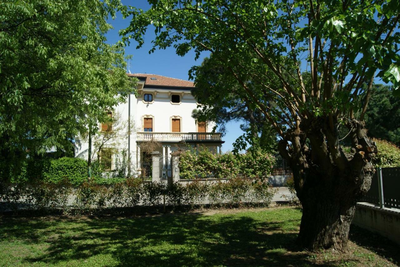 Il Bozzolo Eco Boutique Apartments ヴァレッジョ・スル・ミンチョ エクステリア 写真